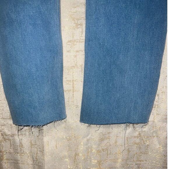 NWT BooHoo Blue Jeans Straight Leg Distressed Casual Everyday Women's Size 12 - Picture 4 of 5